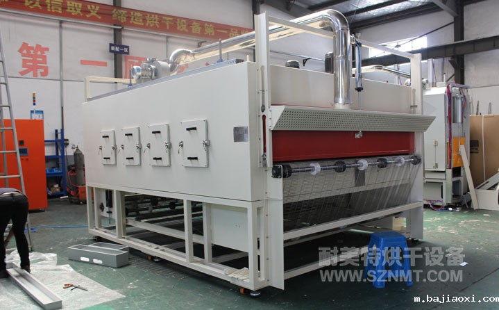 汽车轮罩板加热软化后压成形自动化烘烤线